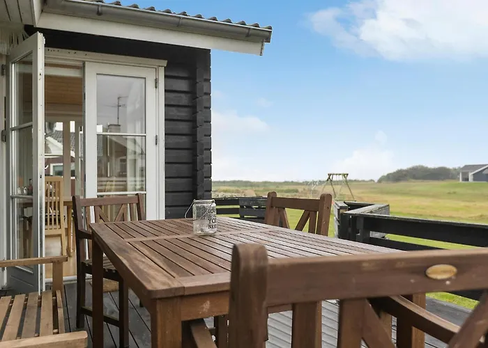 Prázdninový dům Awesome In With Sauna